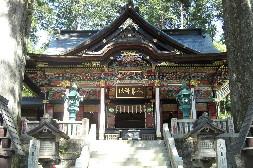 三峯神社の風景